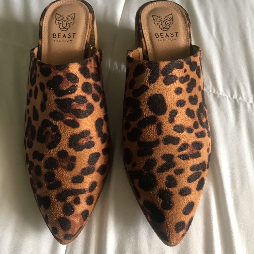 Wedge mules from Dress Up